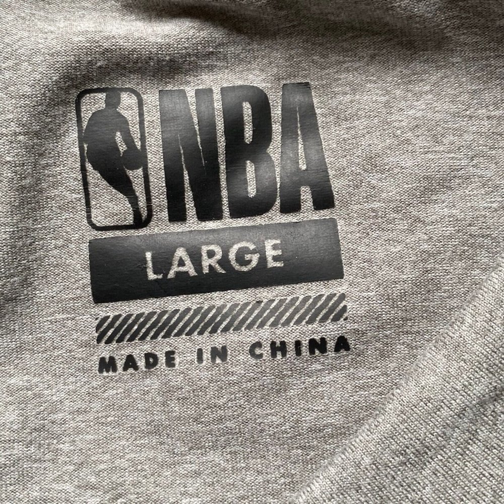 NWT NBA Mens Gray Spell Out Word/Logo Long Sleeve Crew Neck T Shirt Size Large L - Picture 10 of 15